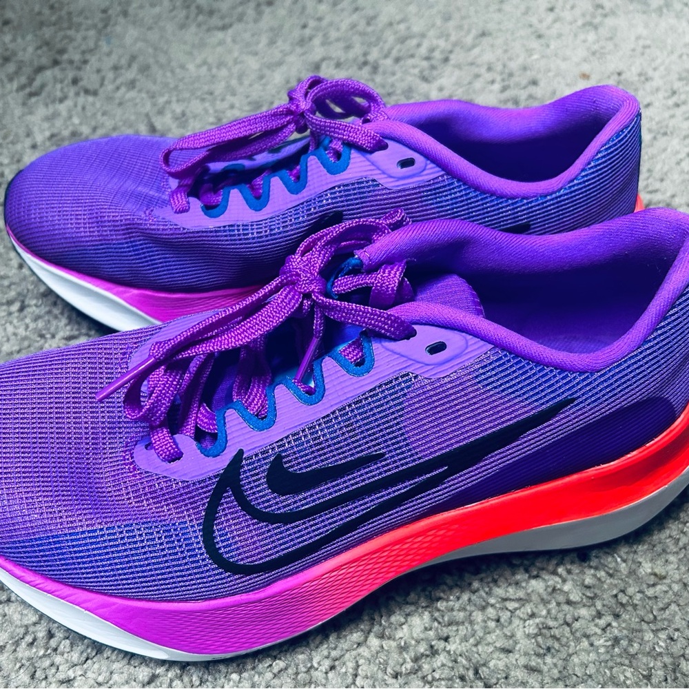 Nike Zoom Fly 5 excellent condition Size 7 women’s